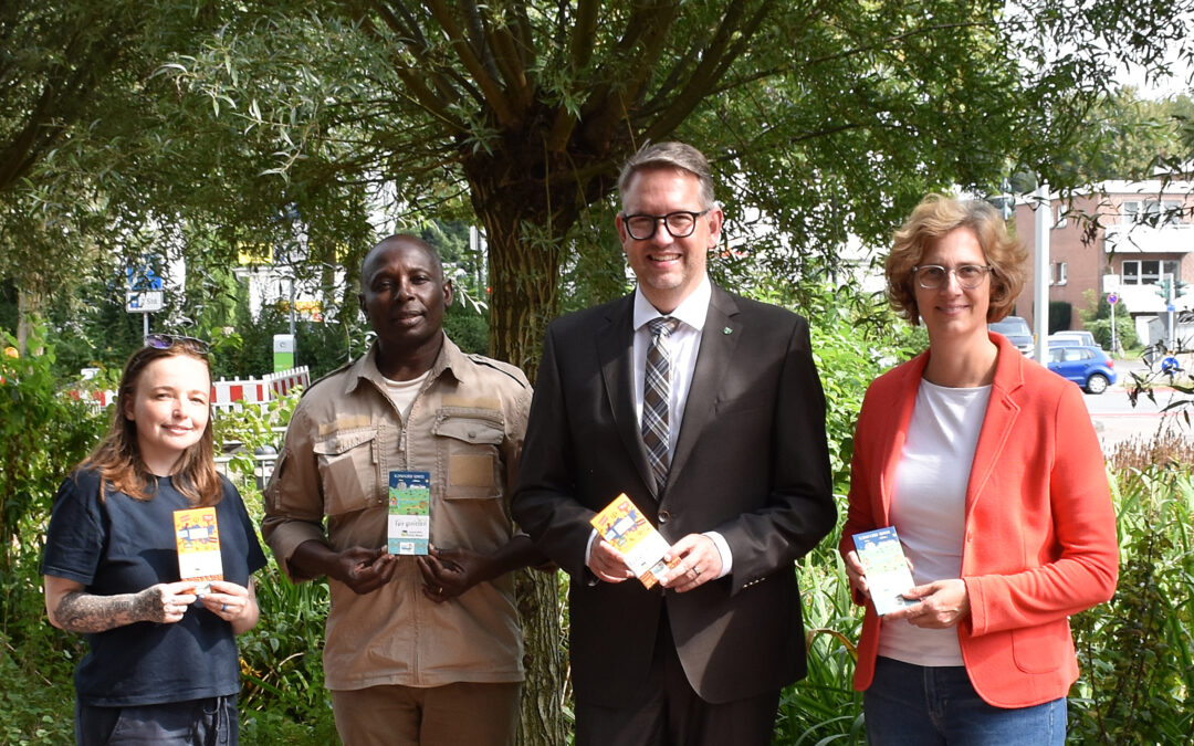 Besuch vom Gründer der Kakaokooperative im Kreishaus in Wesel