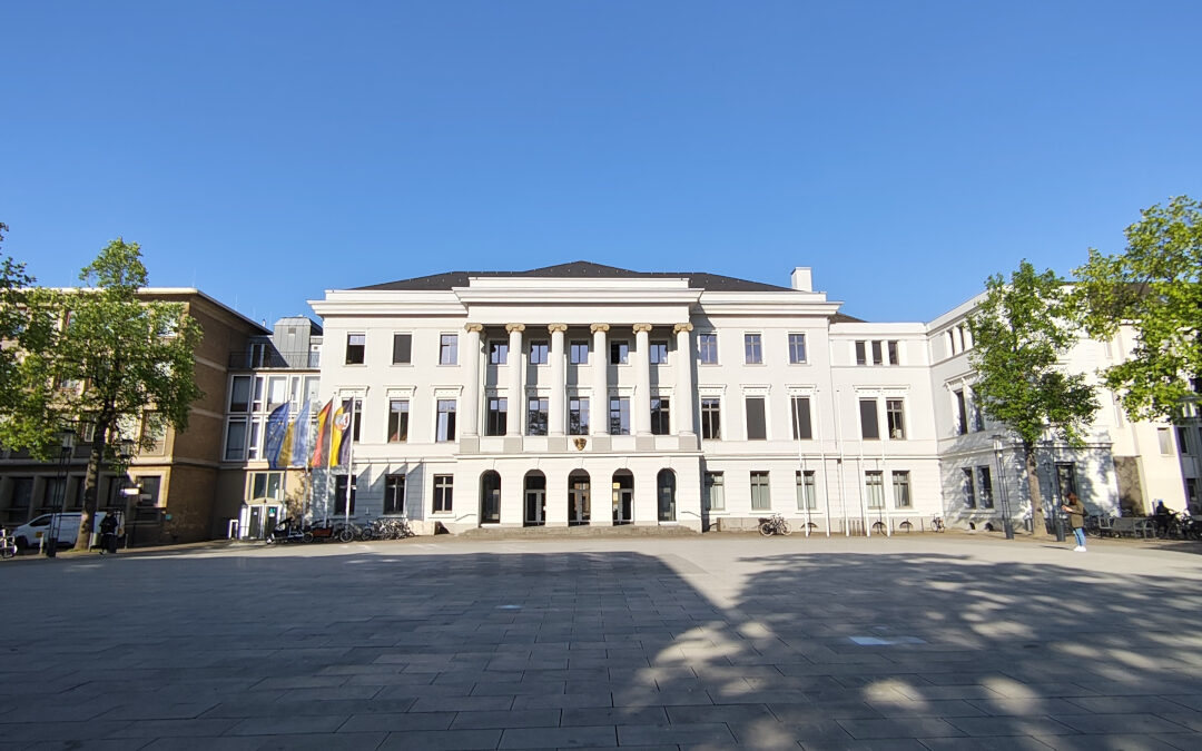 Stadt will Planung für Verwaltungsneubau Theaterplatz neu prüfen